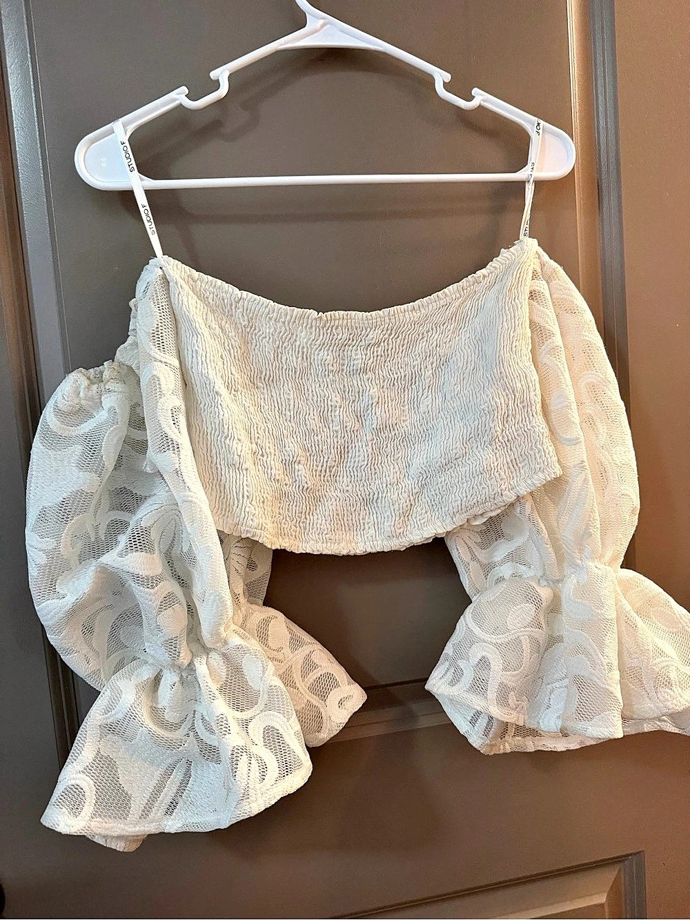 STUDIO F Floral Lace Puff Sleeve Crop Top Size XS